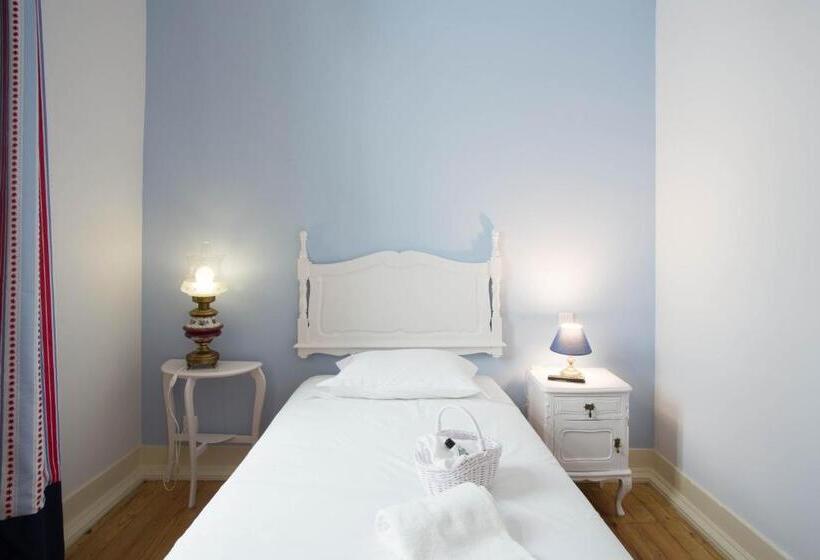 Номер Стандарт Индивидуальный Совместная Ванная, Typical Lisbon Guest House