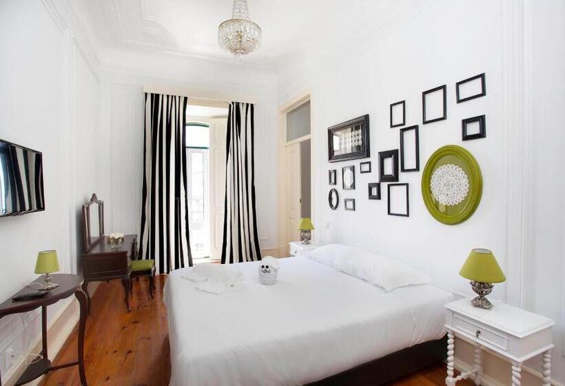 Семейный Номер Совместный Санузел, Typical Lisbon Guest House