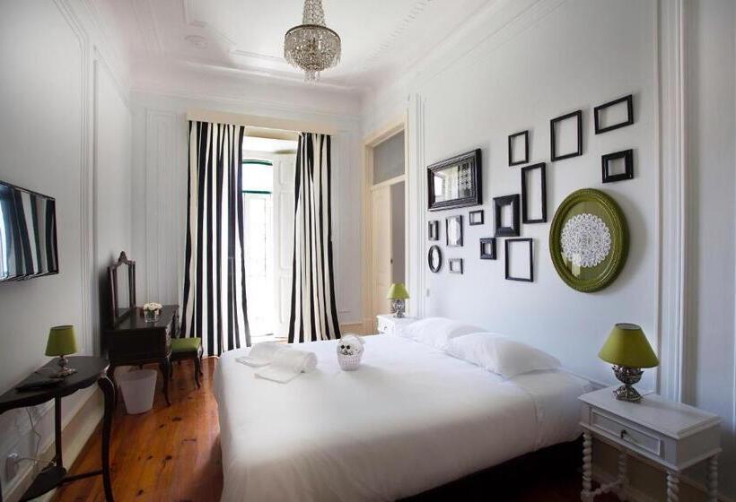 Семейный Номер Совместный Санузел, Typical Lisbon Guest House