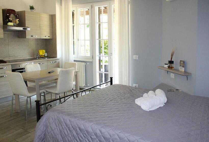 סטודיו משפחתי, Villa Fenix Osio Sotto