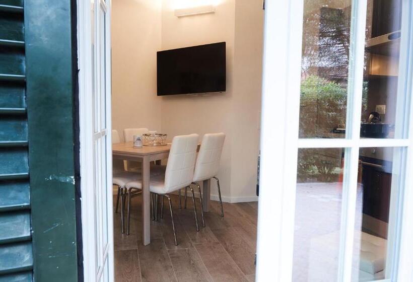 סטודיו משפחתי, Villa Fenix Osio Sotto