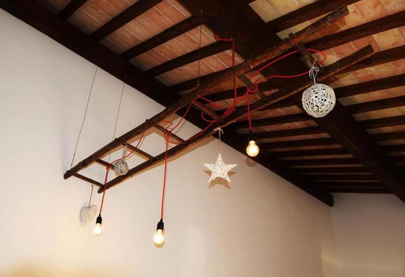 キングサイズベッドのスーペリアルーム, Le Checche