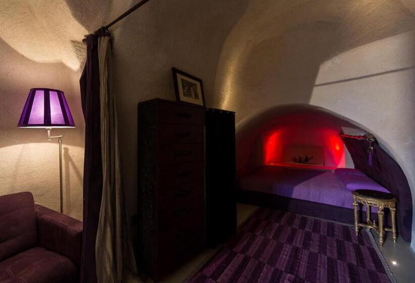 اتاق لوکس, Maison D'ax