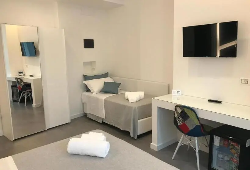 اتاق لوکس سه تخته, Calamo Hotel Residence B&b