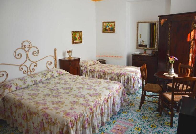 اتاق استاندارد سه نفره, Guest House Al Gattopardo