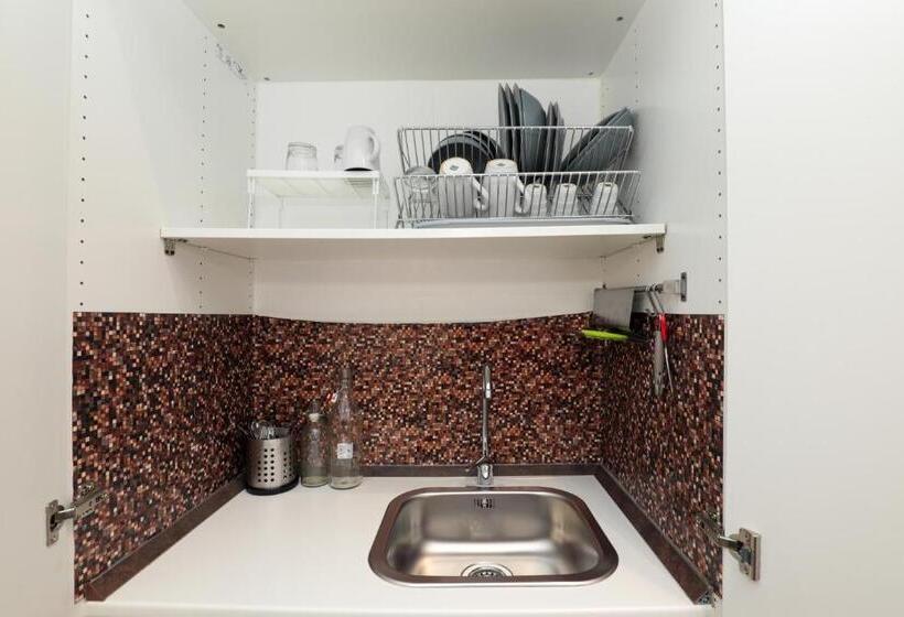 اتاق استاندارد سه نفره, Le Mura Room&breakfast