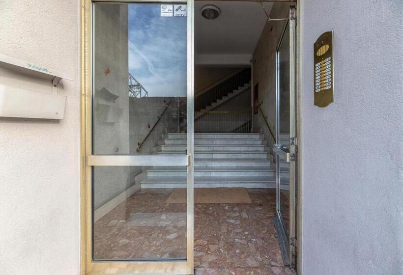 آپارتمان 3 خوابه, Le Mura Room&breakfast