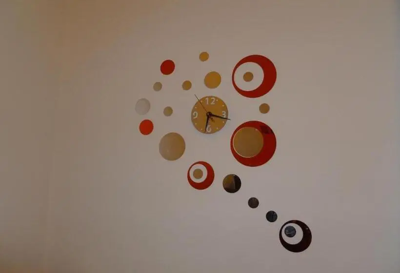 اتاق استاندارد, Time Out
