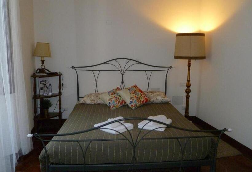 اتاق استاندارد, Time Out