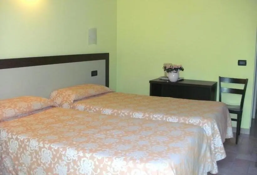 コンフォートトリプルルーム, Agriturismo Le Gazze