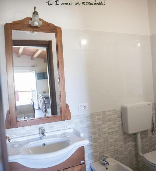 キングサイズベッドのスタンダードルーム, Valle Lumia