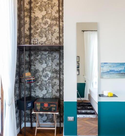 デラックスルーム, Accademia 39