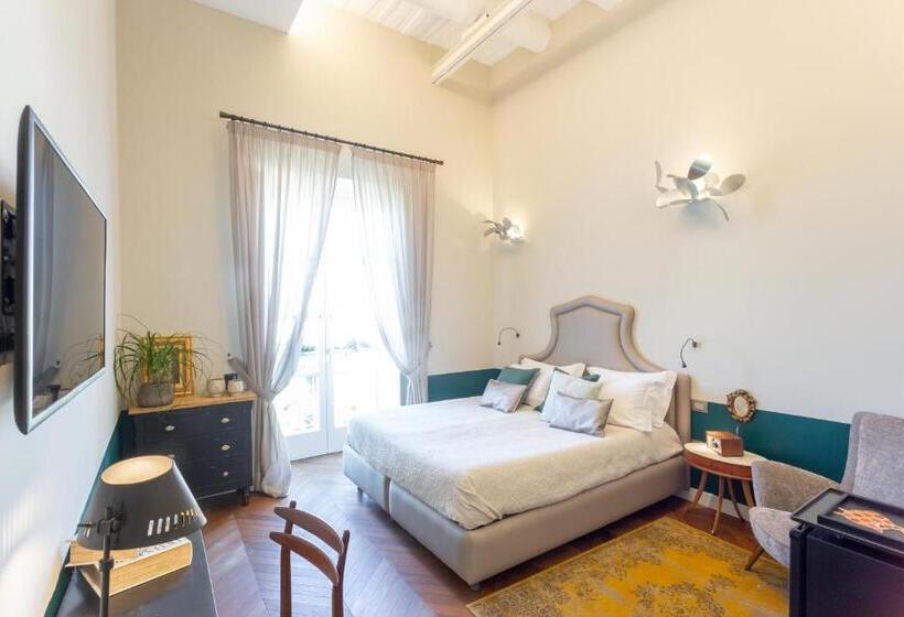 デラックスルーム, Accademia 39