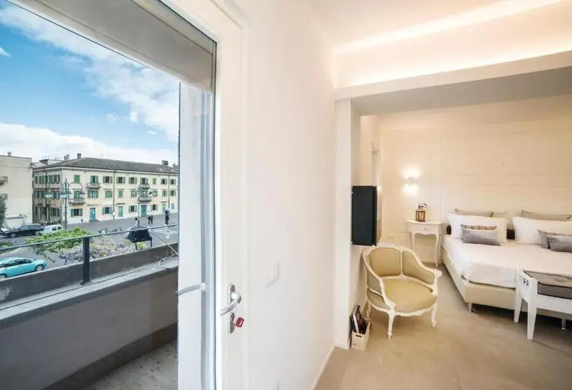 Standard-huone Näkymä, Riviera Carducci Rooms