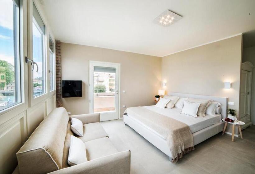 Номер Стандарт Вид на Озеро, Riviera Carducci Rooms