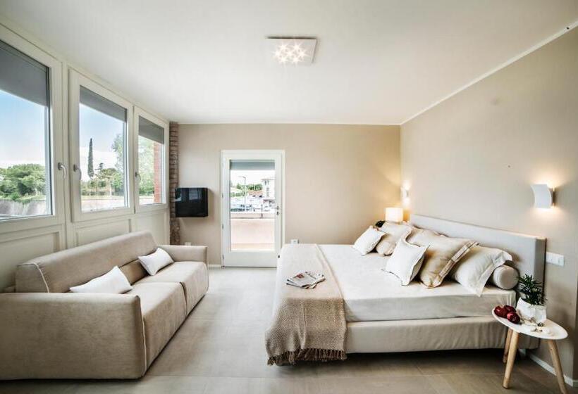 标准间带湖景, Riviera Carducci Rooms