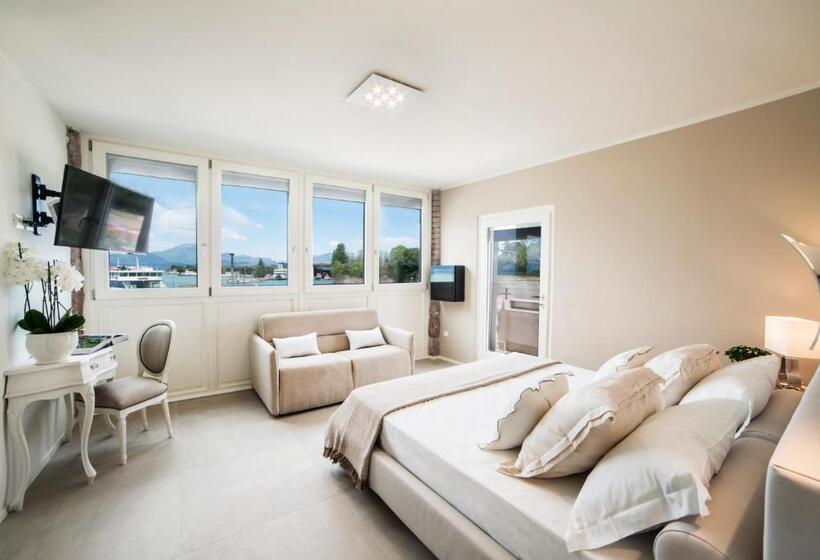 标准间带湖景, Riviera Carducci Rooms