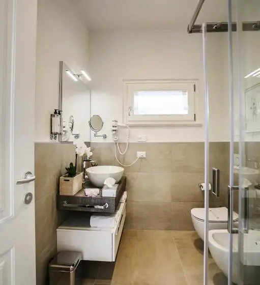 Deluxe-huone Järvinäkymä, Riviera Carducci Rooms