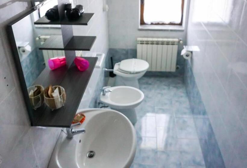 חדר סטנדרט לארבעה, Agriturismo Costa San Bernardo