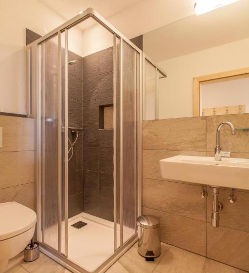 Апартаменты 2 Спальни с Балконом, Bio Ranerhof