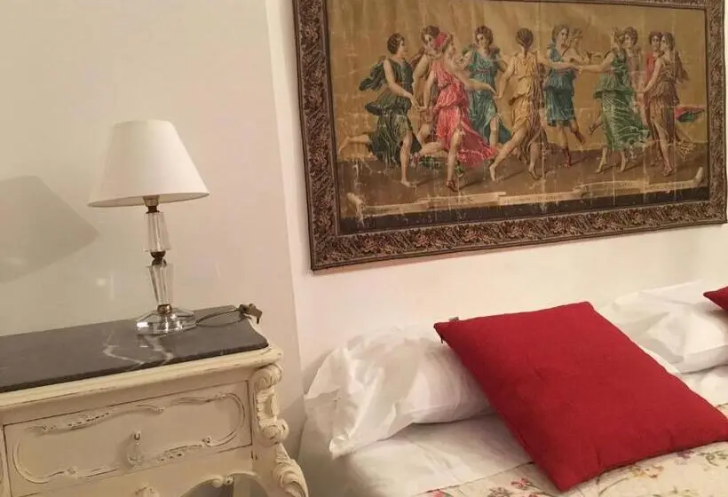 اتاق استاندارد یک نفره, Affittacamere Arco Polinori