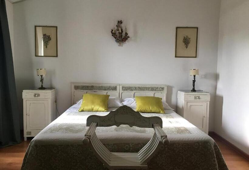 חדר משפחתי, Affittacamere Arco Polinori