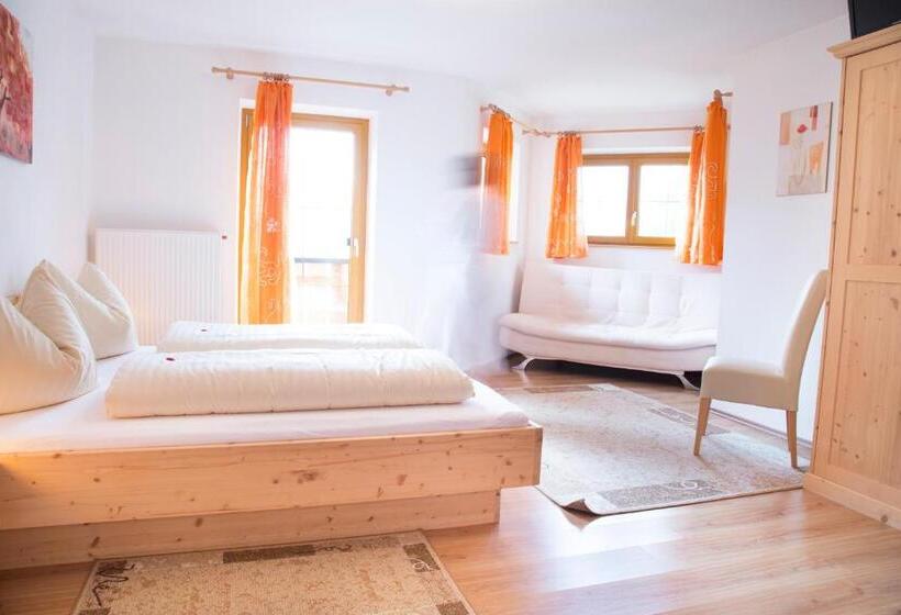 Номер Стандарт, Unterer Obereggerhof