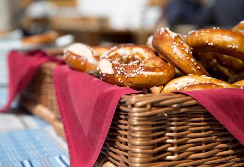 Номер Basic, Unterer Obereggerhof