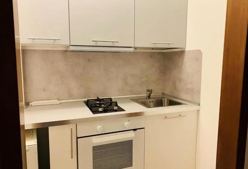バルコニー付き１ベッドルームアパートメント, Front Lake Apartment Bardolino