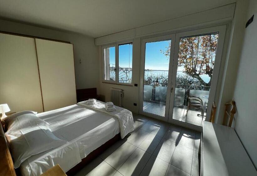 آپارتمان 1 خوابه با چشمانداز, Front Lake Apartment Bardolino
