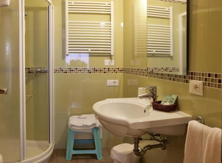 1 Bedroom Apartment Lake View, Front Lake Apartment Bardolino