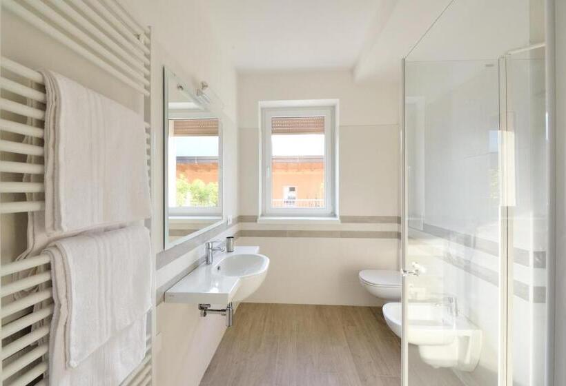 带1个卧室带泳池的公寓, Agritur Il Melograno