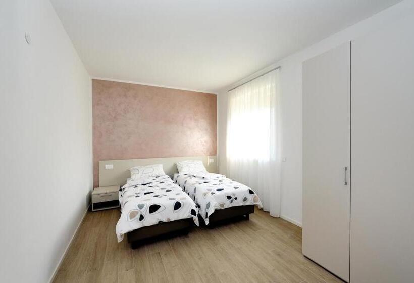 带1个卧室的带阳台的公寓, Agritur Il Melograno