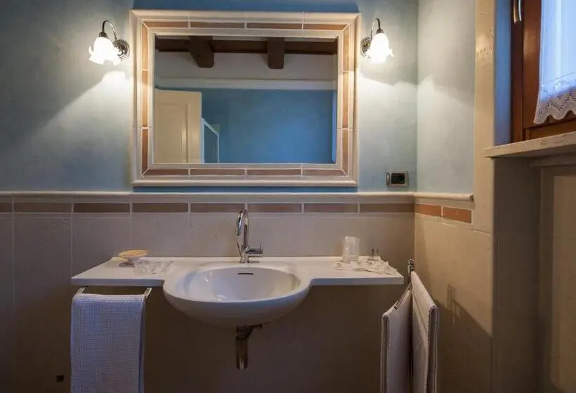 スタンダードトリプルルーム, Agriturismo La Sorgente