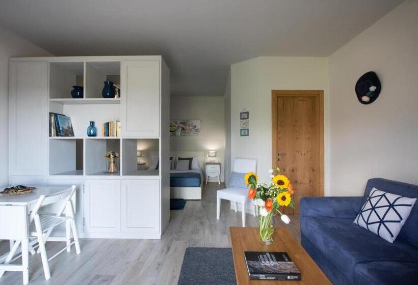 غرفة ديلوكس, I Pianelli