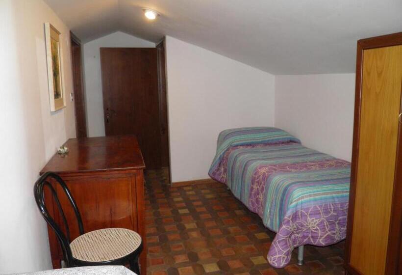 חדר קלאסי לשלושה, Masseria Sparano