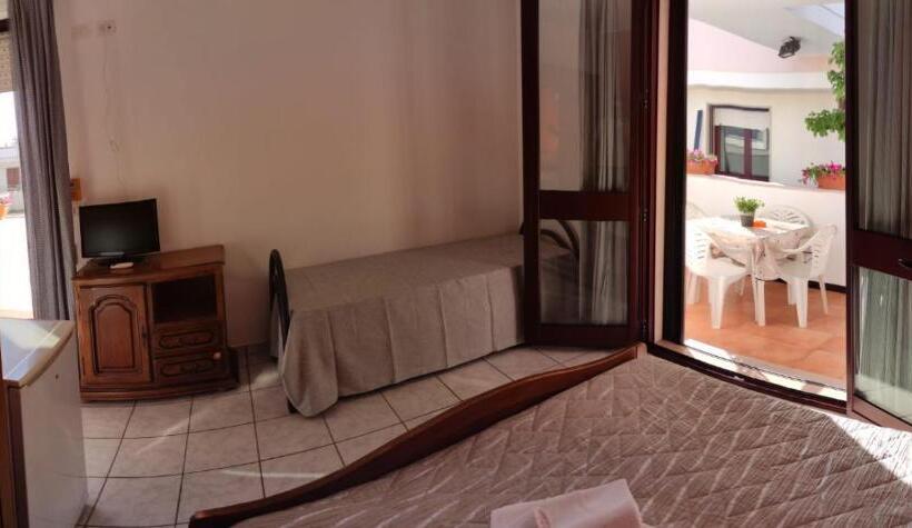 Номер Стандарт с Террасой, La Palma Residence Torre San Giovanni