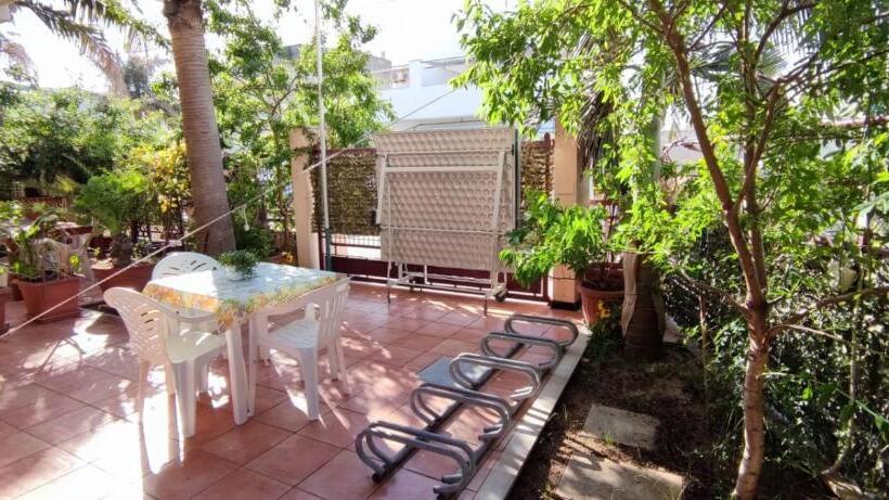 Студио Стандарт Вид на Сад, La Palma Residence Torre San Giovanni