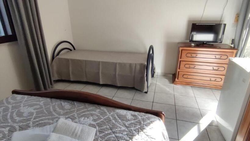 חדר סטנדרט נוף לגינה, La Palma Residence Torre San Giovanni