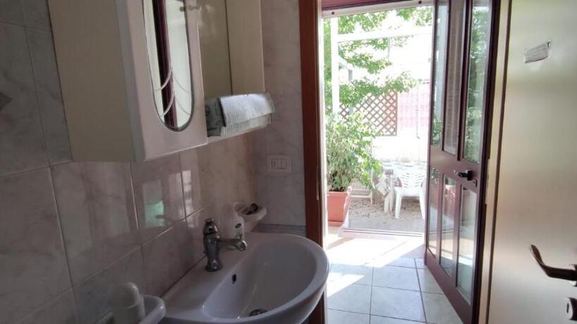 חדר סטנדרט נוף לגינה, La Palma Residence Torre San Giovanni