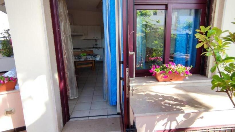 סטודיו סטנדרטי נוף לגינה, La Palma Residence Torre San Giovanni