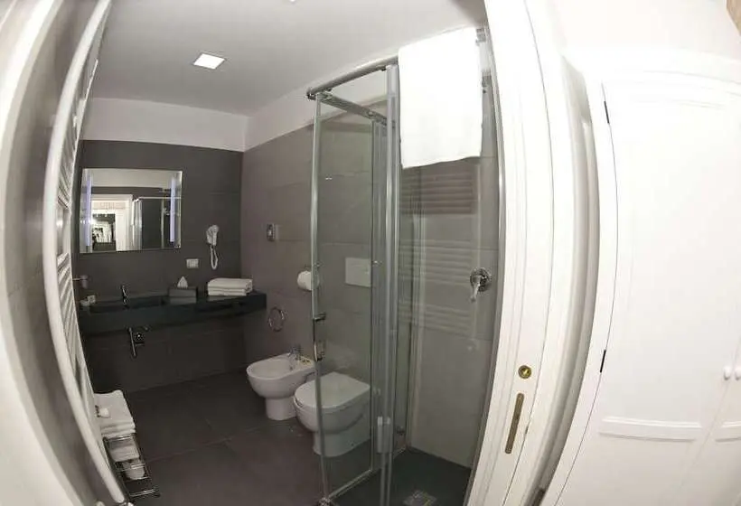 スタンダード4人部屋, Atlantis Inn Castelgandolfo