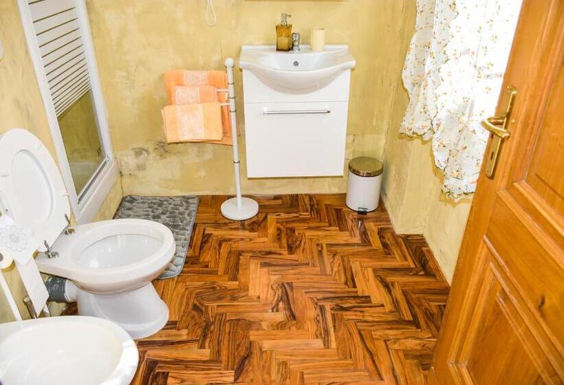 スタンダードルーム, La Quiete