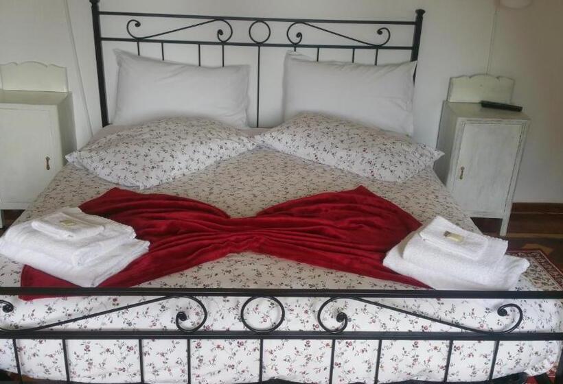 اتاق استاندارد, Villa Del Cigno