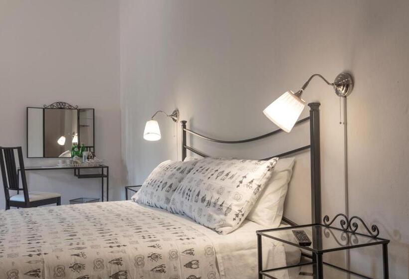 اتاق استاندارد با سرویس بهداشتی مشترک, Villa Del Cigno