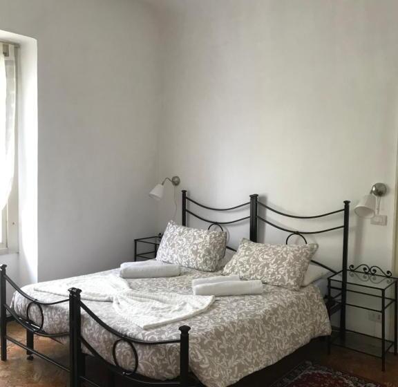 اتاق استاندارد با سرویس بهداشتی مشترک, Villa Del Cigno