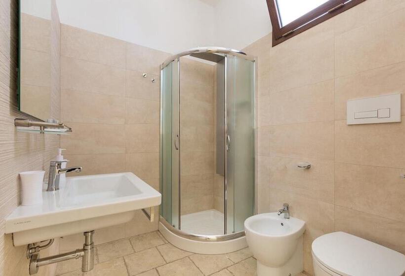 标准间, Mediterranea Residence