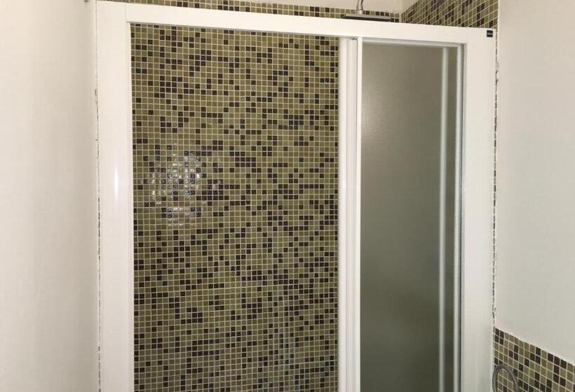 اتاق سوپریور با تخت بزرگ, La Tana Dei Leoni Affittacamere