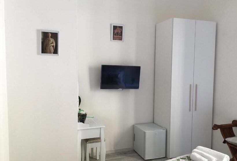 اتاق اکونومی, La Tana Dei Leoni Affittacamere