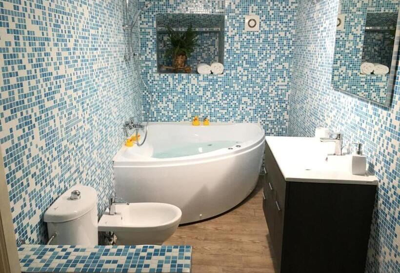 سوییت, La Tana Dei Leoni Affittacamere